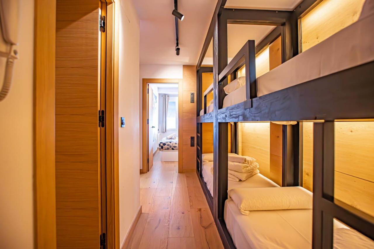 Holidays, Edificio Serraneu, Sierra Nevada 4 Personas Y Parking Exterior photo